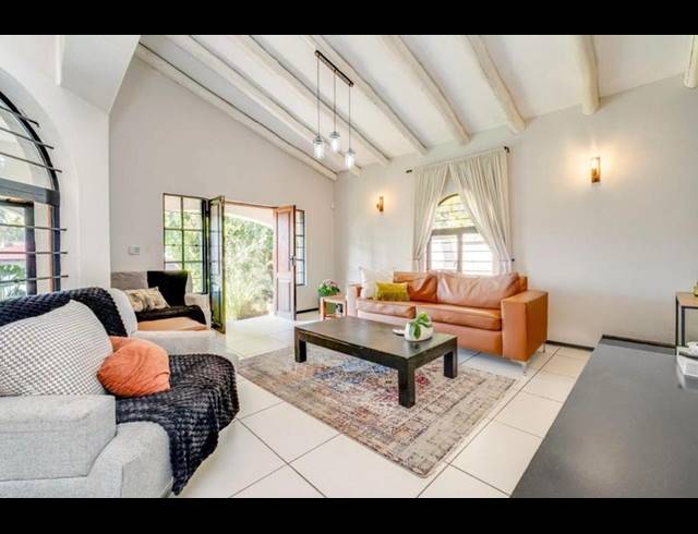 3 BEDROOM HOUSE FOR SALE IN NORTHCLIFF